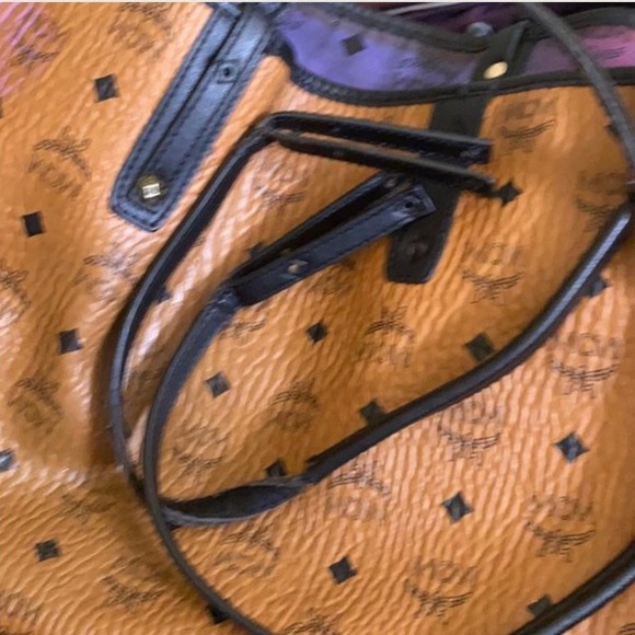 AUTH limited Edition MCM Galaxy🔮 Tote PRICE FIRM! - Picture 6 of 11